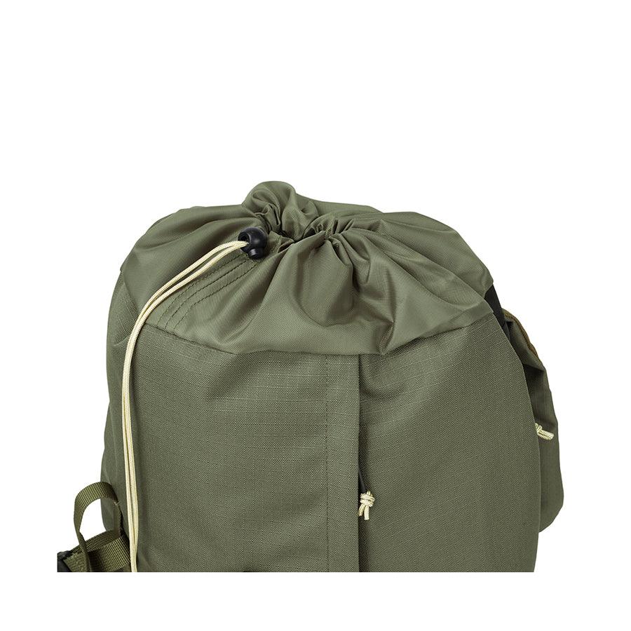 HELLOLULU Gio Utility Flap Backpack Lolive Drab - LOG-ON