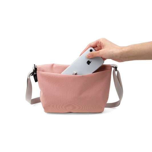 HELLOLULU Cana Compact Utility Bag Prism Pink